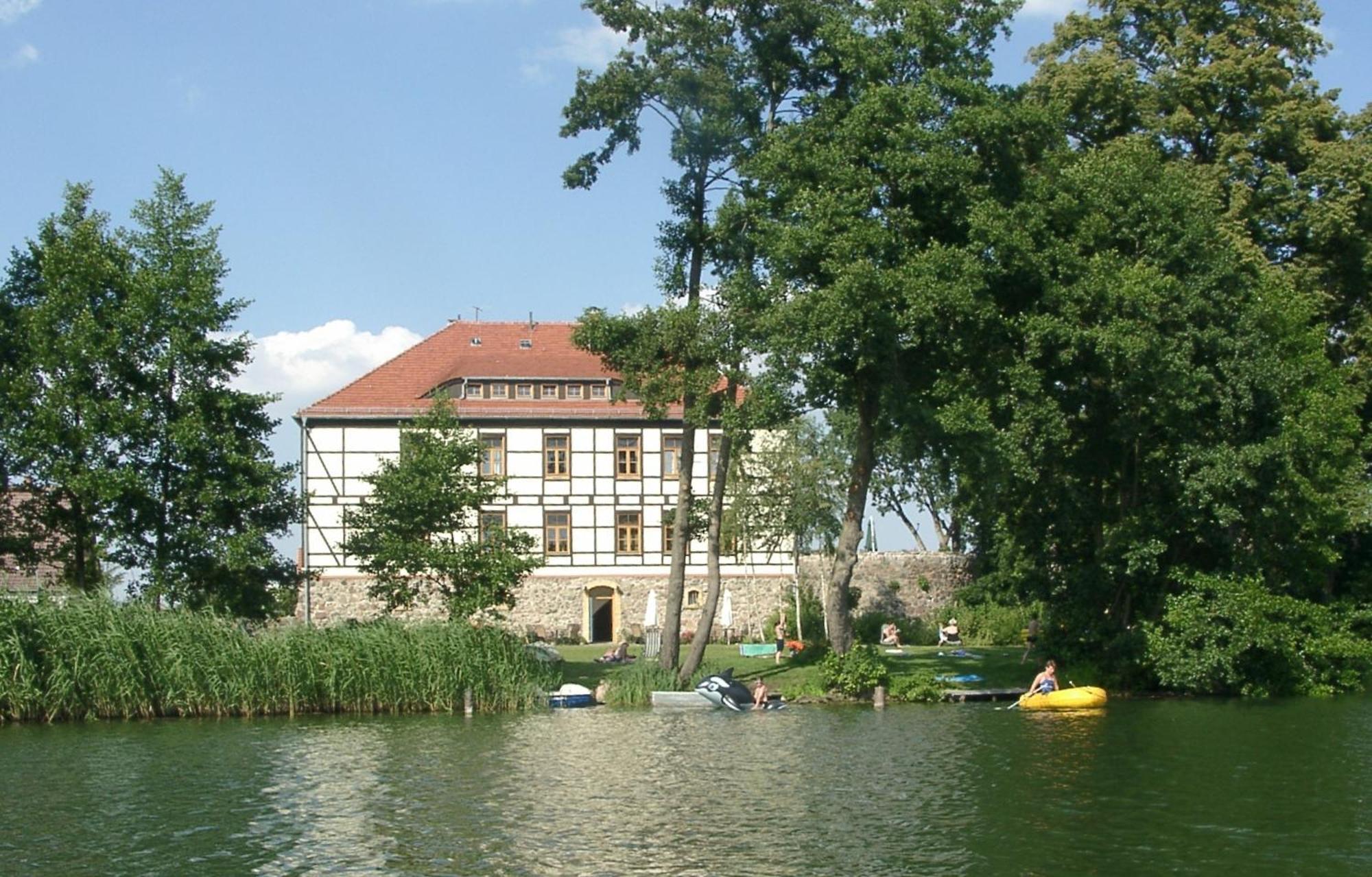 Drostenhaus Feldberg Feldberger Seenlandschaft Exterior photo